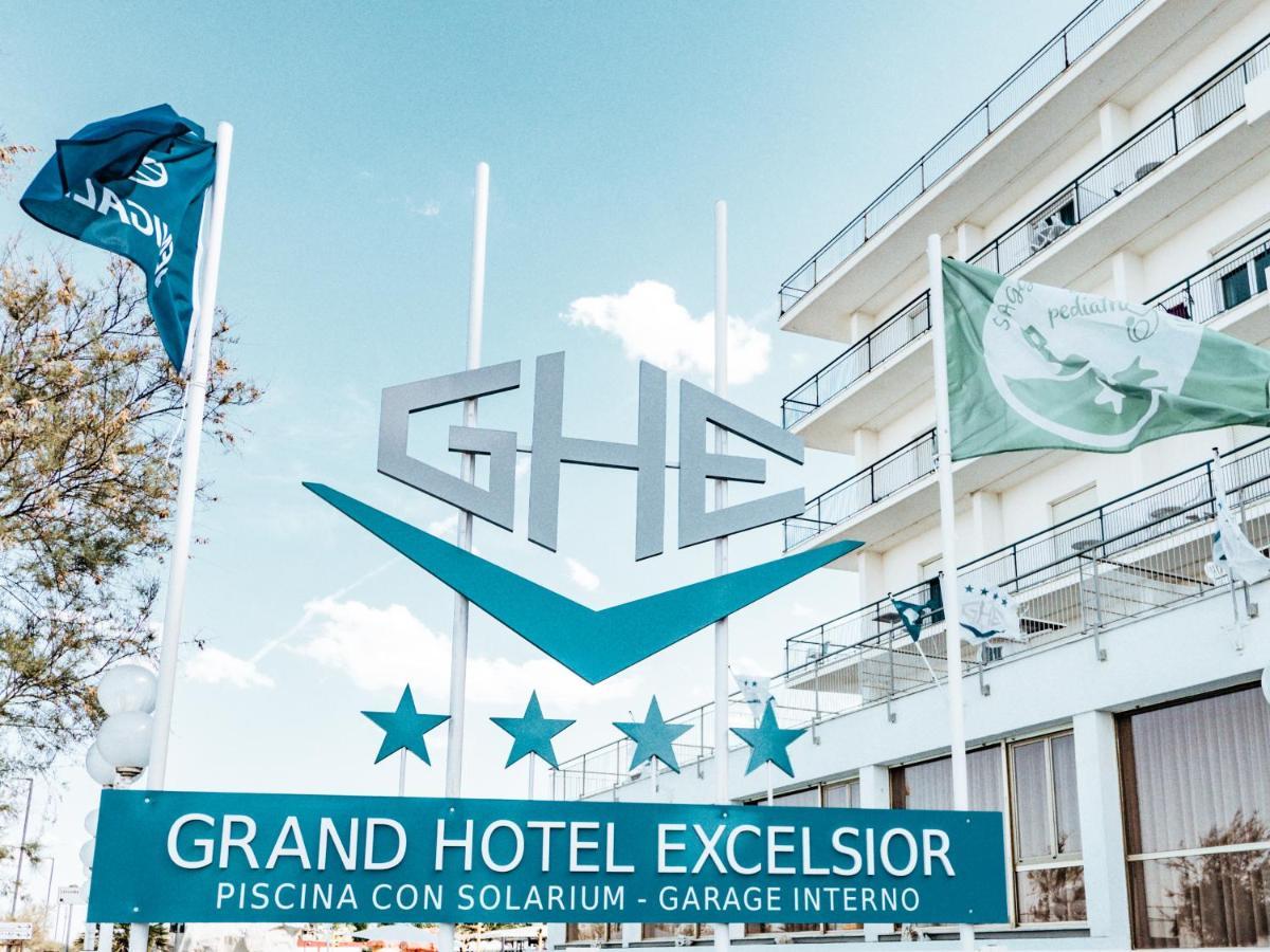 Grand Hotel Excelsior Сенигалия Екстериор снимка