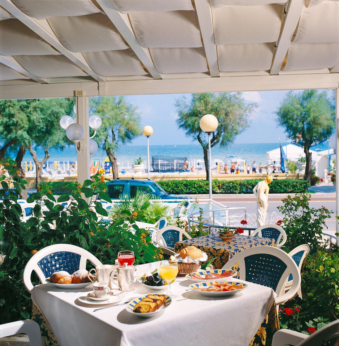 Grand Hotel Excelsior Сенигалия Екстериор снимка